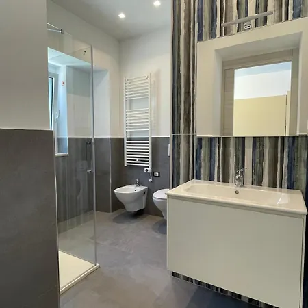 Апартаменты Fronte Mare Alba Chiara - & Flats Монтеджордано