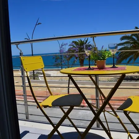 Fronte Mare Alba Chiara - & Flats *