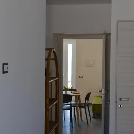 Апартаменты Fronte Mare Alba Chiara - & Flats *