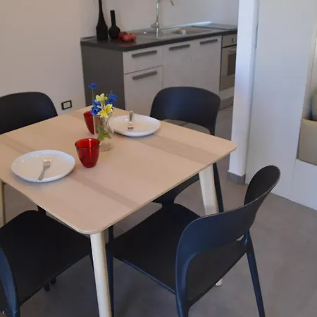 Апартаменты Fronte Mare Alba Chiara - & Flats