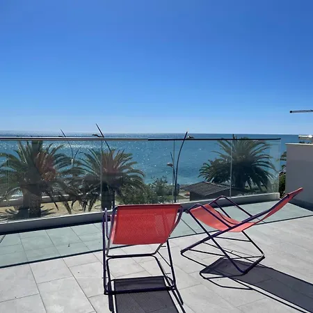 Fronte Mare Alba Chiara - & Flats Апартаменты