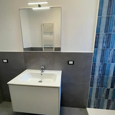 Appartamento Fronte Mare Alba Chiara - Houses&flats Montegiordano